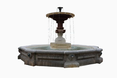 噴泉與假山 自然與人工的完美融合