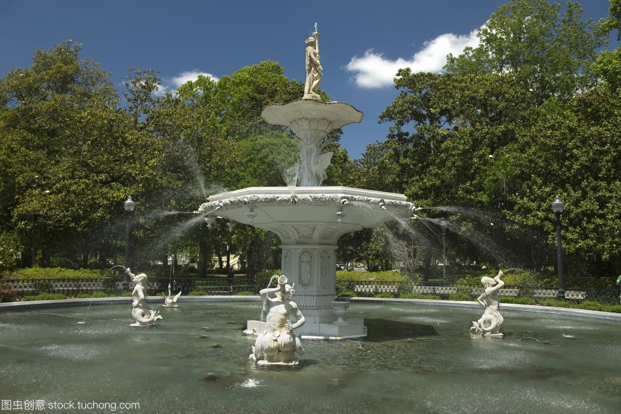 薩凡納福賽思公園 噴泉與假山構(gòu)筑的南方城市綠洲